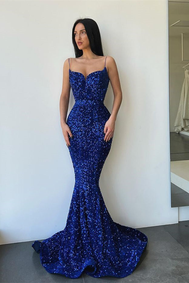 Abito da sera da sirena blu regale con paillettes e sottili spalline eleganti