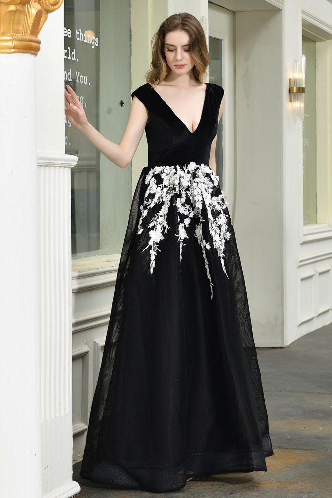 Attractive Black V-neck Aline Prom Dress White Floral Appliques Tulle Party Dress