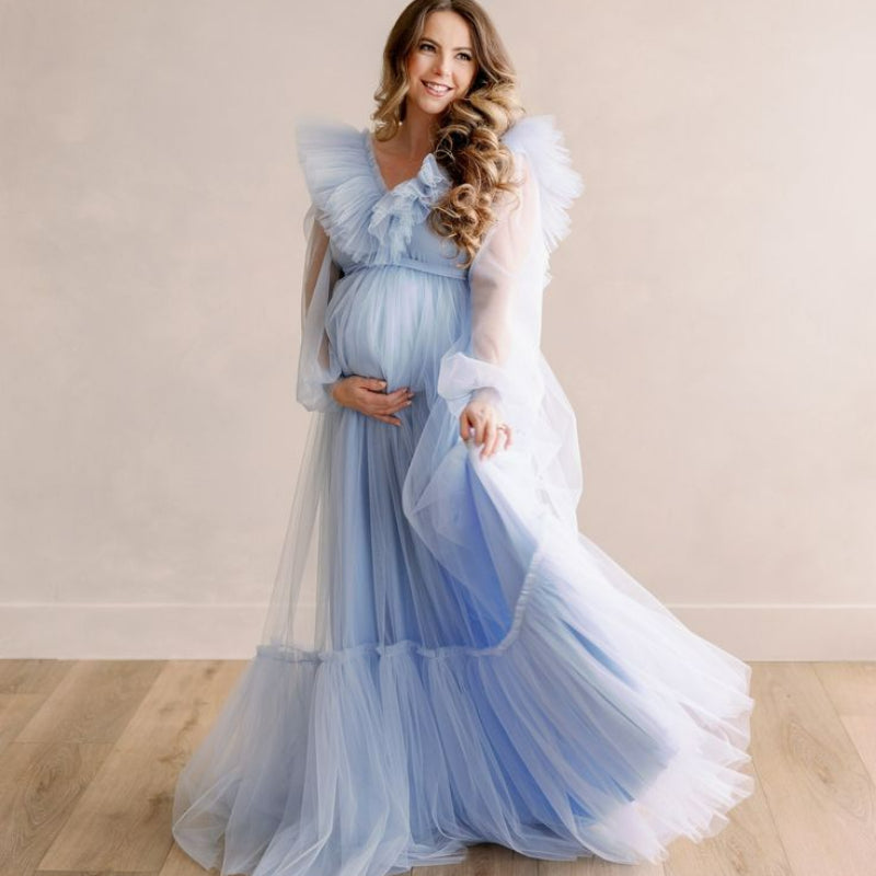 Robe bleu clair en tulle pour la future maman