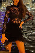 Robe Mini Patchwork en Velours Dentelle avec Garniture de Plumes Digne d'Être Appréciée