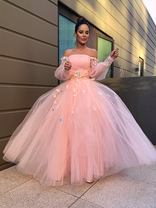 Ball Gown Hand-Made Flower Tulle Long Sleeves Off-the-Shoulder Floor-Length Prom Dresses