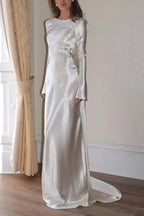 Robe longue Pearl Eden à col châle ouvert avec dos en satin