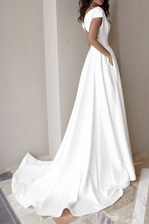 Elegante Abito da Sera con Scollo a V e Spacco Laterale