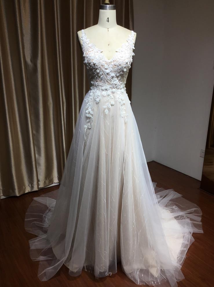 Chic Straps Floral Appliques A Line Side Wedding Dress With Split Backless