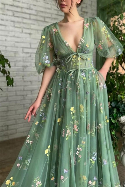 Beautiful Long Green V-neck A-line Appliques Prom Dress