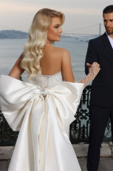 Beautiful Strapless Sweetheart Mermaid Wedding Dress with Chapel Train