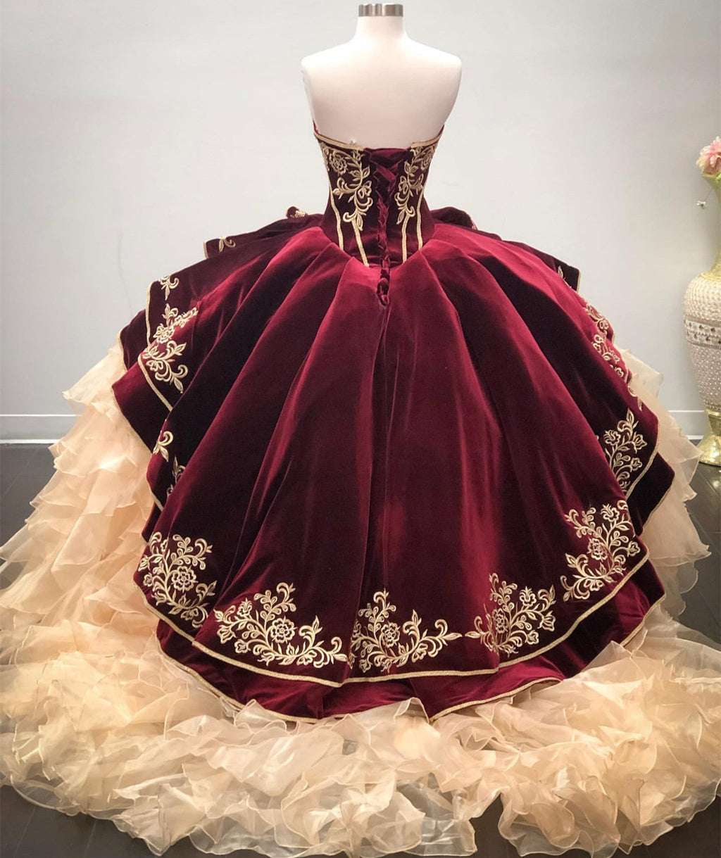 Best Long Ball Gown Sweetheart Organza Quinceanera Dress