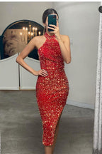 Elegante abito corto da festa a sirena con paillettes e collo all'americana con spacco