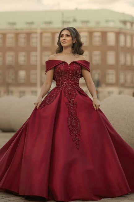 Burgundy Off-the-shoulder A-Line Satin Wedding Dresses Bridal Gowns With Lace