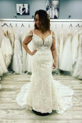 Gorgeous Spaghetti Straps Lace Mermaid Wedding Dress Appliques Floor Length