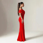 Vestido de fiesta largo de satén con abertura y fruncido en los hombros 