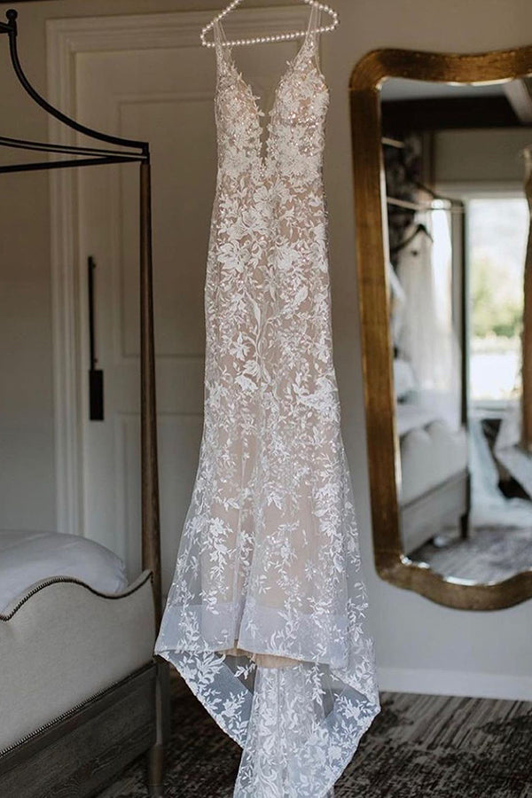 Modern Spaghetti Straps Jewel Mermaid Wedding Dress With Lace V Neck