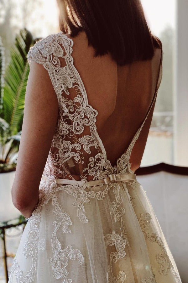 Cap Sleeves Tulle Wedding Dress Open Back With Appliques A Line Silhouette