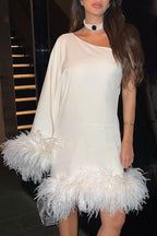 Vestito corto da festa con spalla scoperta e orlo a piume Vegas Living