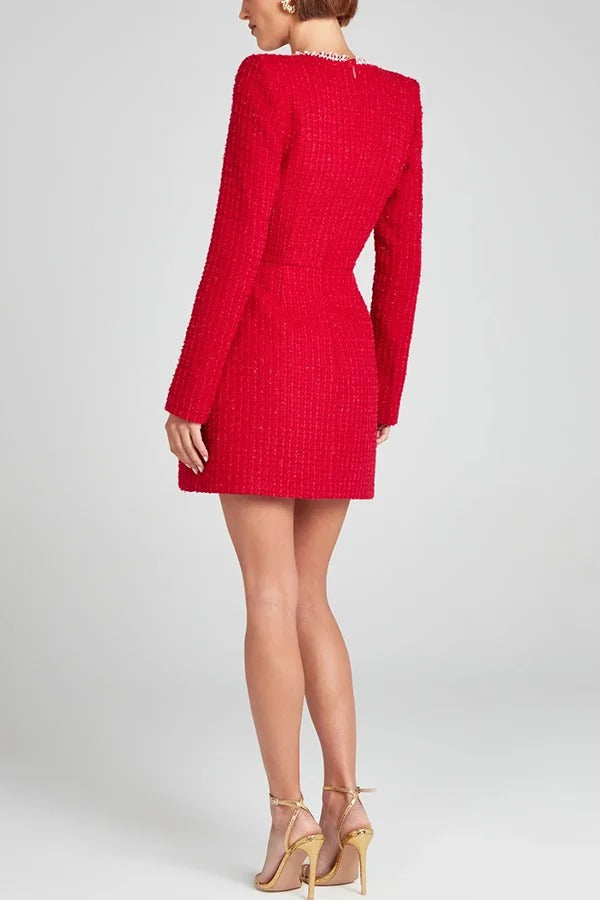 Vestido Mini com Tecido Tweed Feminino e Glamoroso, Aplicações de Pérolas, Manga com Fenda Longa e Bolsos
