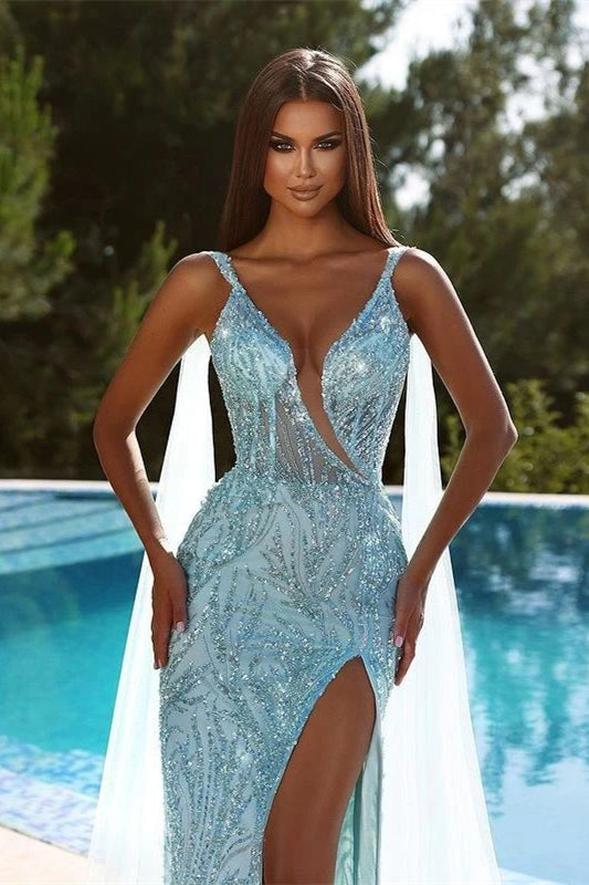 Abito da sera sirena azzurro cielo con spalline sottili, scollo a V, perline, paillettes e spacco