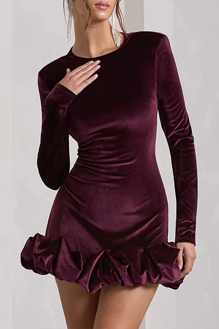 Vestidos Curtos de Veludo com Decote Redondo, Manga Comprida, Prega Acordeão e Bainha Volumosa - Roxo