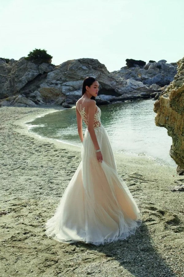 Champagne Beach Wedding Dress Tulle With Lace Sleeveless Chapel Train