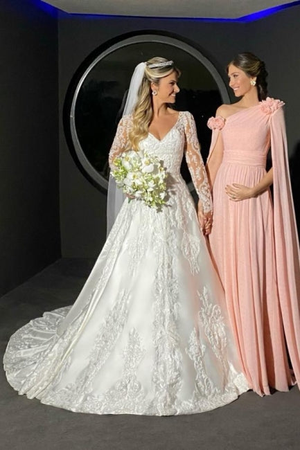 Charming A-Line Lace Sweetheart Long Sleeve White Wedding Dress With Appliques
