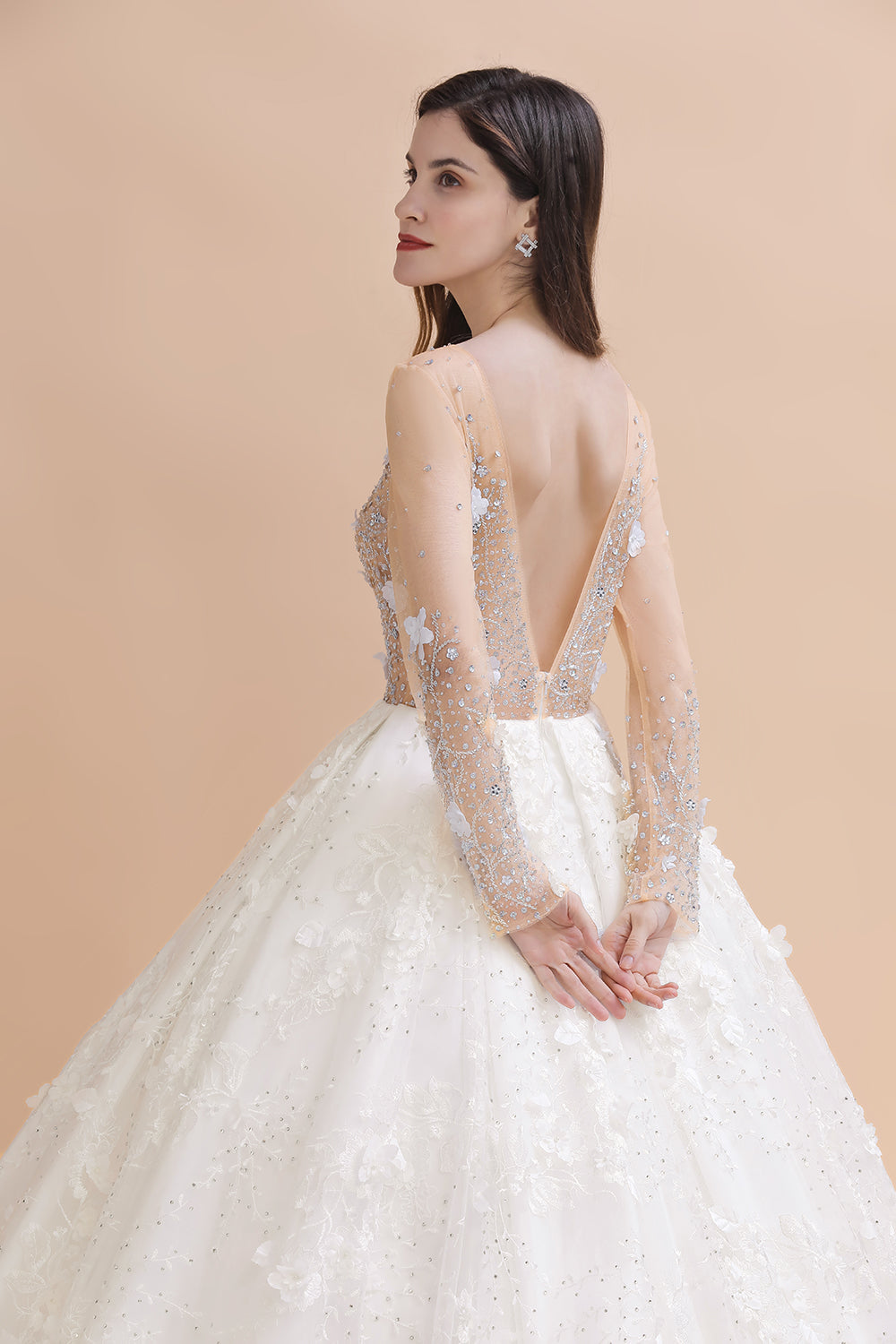 Charming Floral Lace Appliques Wedding Dress Gorgeous White Beads Bridal Gown
