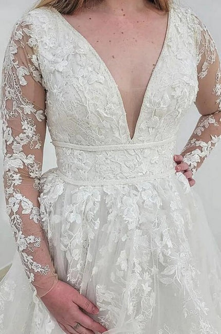 Charming Long Sleeves V-Neck Garden Lace A-Line Wedding Dress