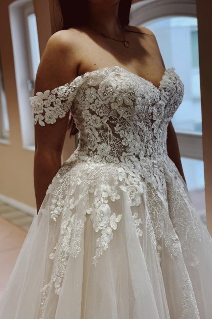 Off The Shoulder Strapless A Line Lace Tulle Wedding Gown