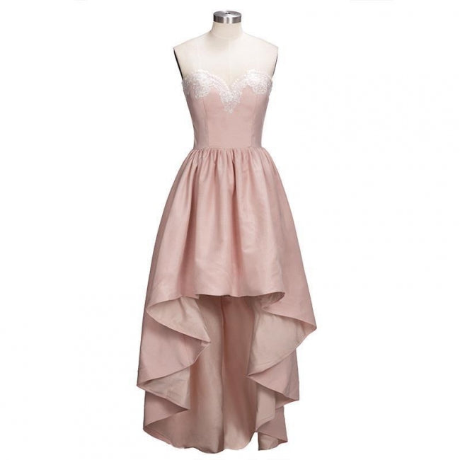 Charming Sweetheart Lace Hi-Lo Homecoming Dress Gold Sleveless Short Party Dress with Appliques