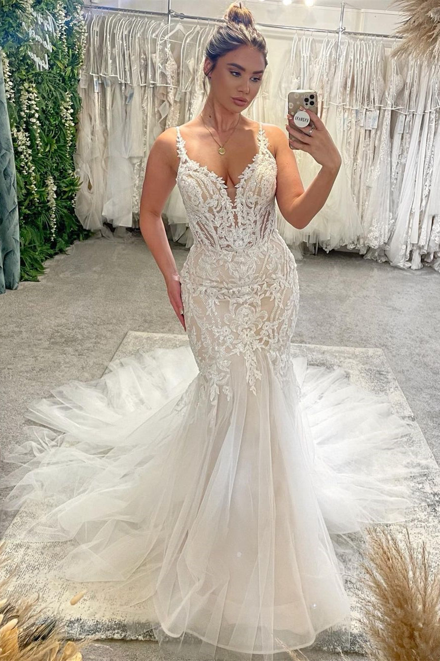Chic Floor Length V-Neck Spaghetti Straps Sleeveless Mermaid Wedding Dress with Chapel Train