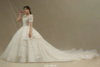 Chic Short Sleeves Tulle Lace Appliques Bridal Gown Spring Garden Wedding Dress