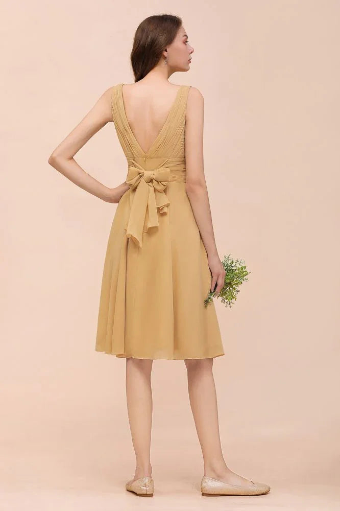 Chiffon Mini Golden Bridesmaid Dress Daily Casual Dress Sleeveless V-neck
