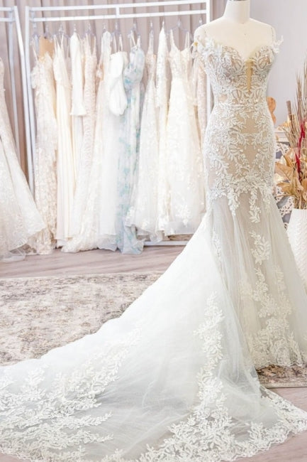 Classy Off-the-shoulder Sleeveless Mermaid Lace Wedding Dresses with Applique