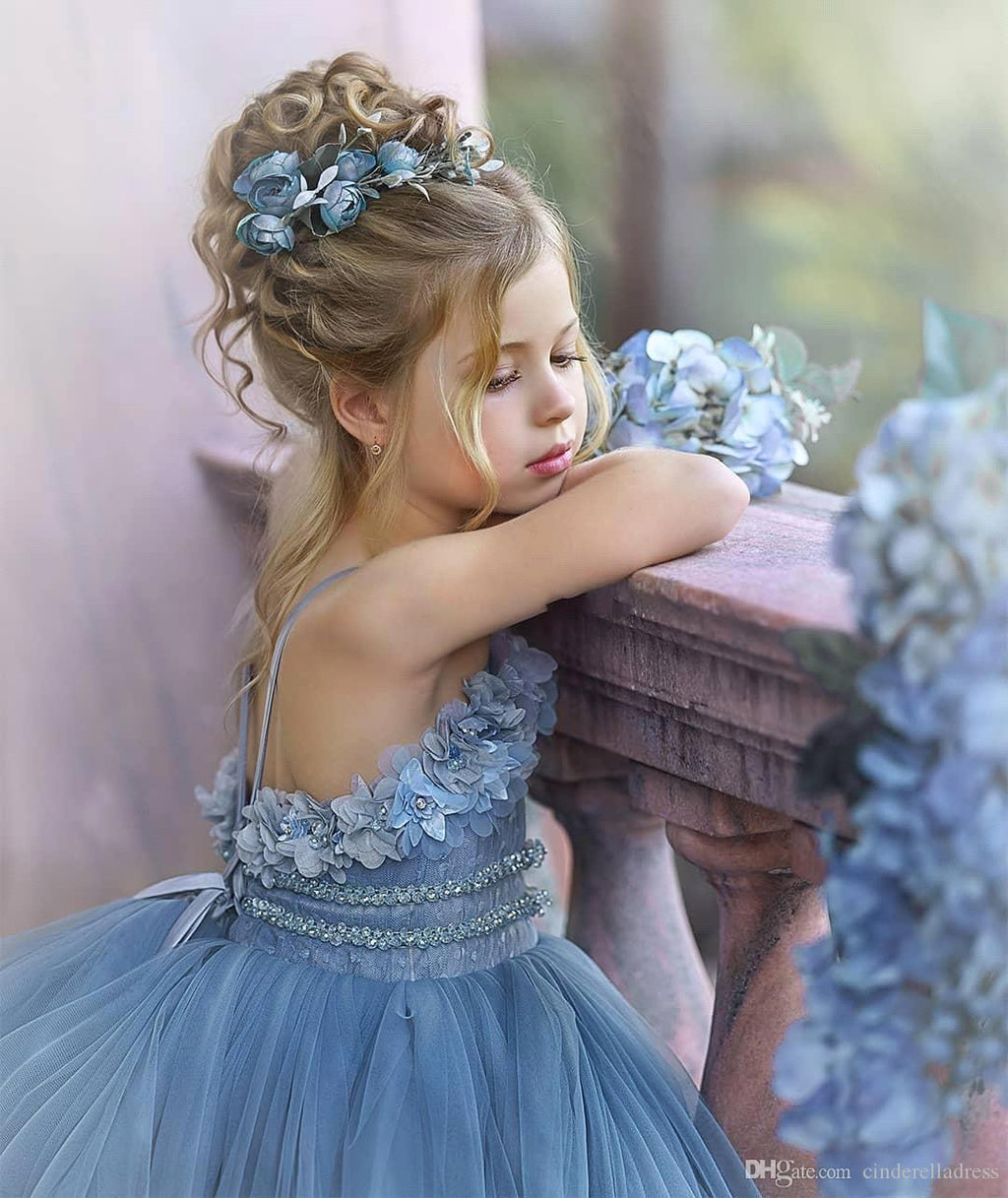 Dusty Blue Ruffled Puffy Princess Flower Girl Dresses With Spaghetti Straps