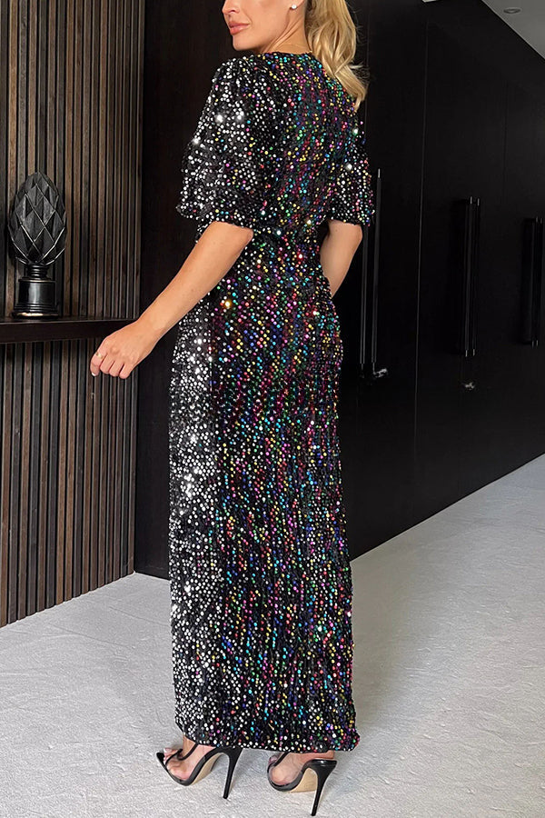 Vestido Maxi de Festa com Fendas e Mangas de Sino de Lantejoulas que Brilham a Noite Toda
