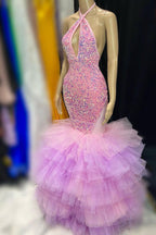 Abito da sera senza maniche a sirena con balze di tulle e paillettes, con collo a halter