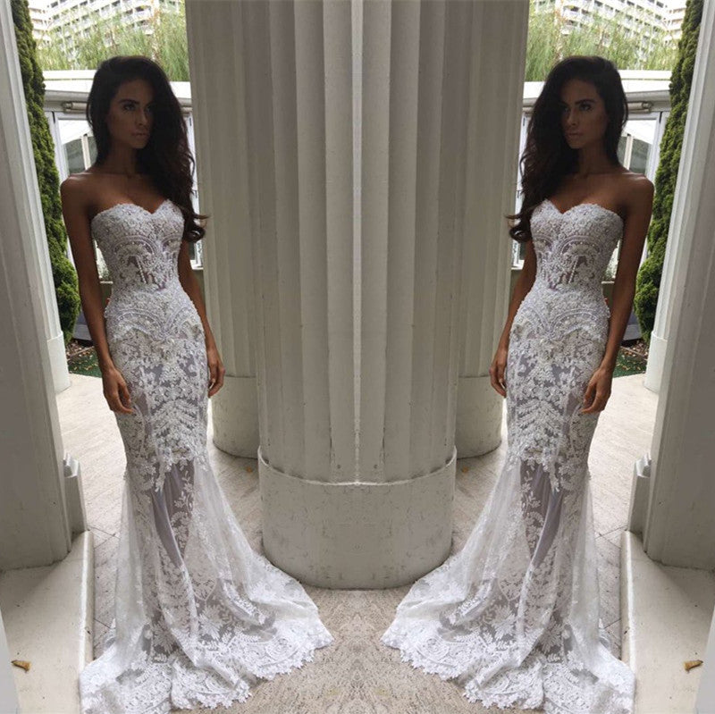 Glamorous Long Sweetheart Mermaid Wedding Dress With Lace Appliques