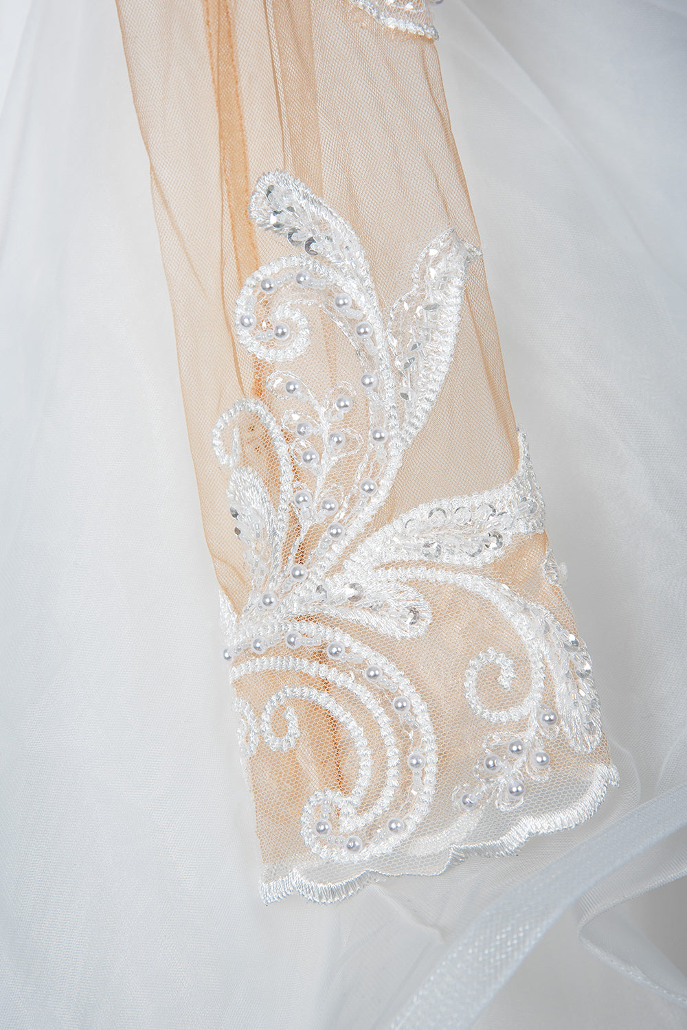 Chic Ruffled Ball Gown Long Sleeve Wedding Dress With Lace Appliques