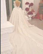 Spaghetti Straps Sweetheart A Line Backless Wedding Dress With Appliques Lace