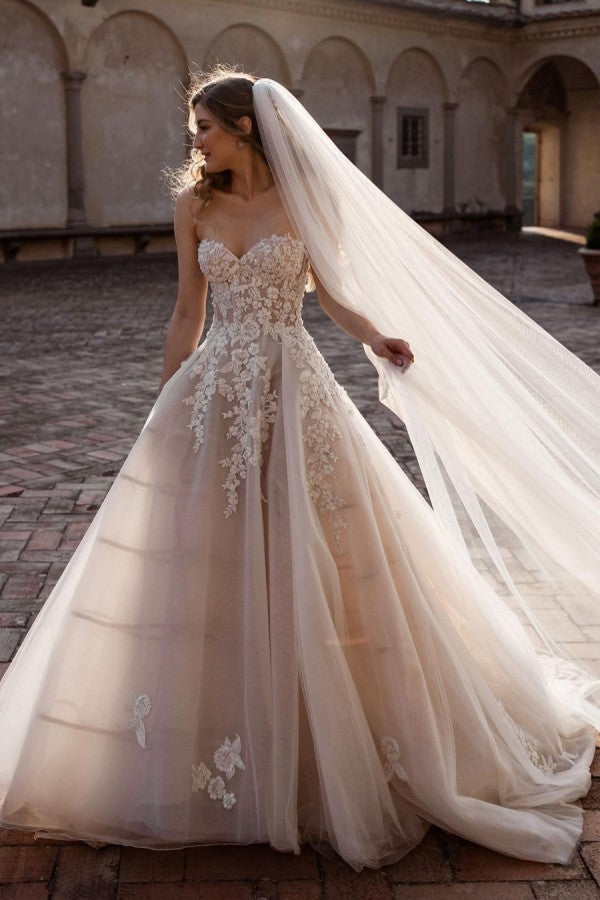 Backless A Line Sweetheart Wedding Dress With Tulle Floral Lace Train