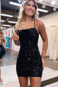 Vestidos de fiesta cortos con lentejuelas negras, tirantes ajustados y purpurina