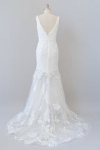 Robes de mariée élégantes sirène en tulle avec appliques et décolleté en V profond