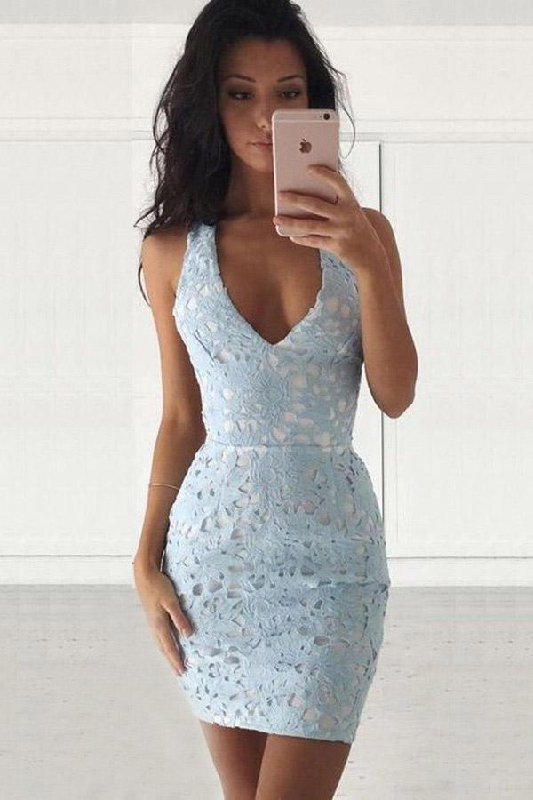 Deep V-Neck Sleevelss Short Light Blue Lace Homecoming Dress