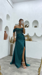 Robe de bal longue au sol de luxe, satin sirène, sans manches, décolletée épaules dénudées, avec fente