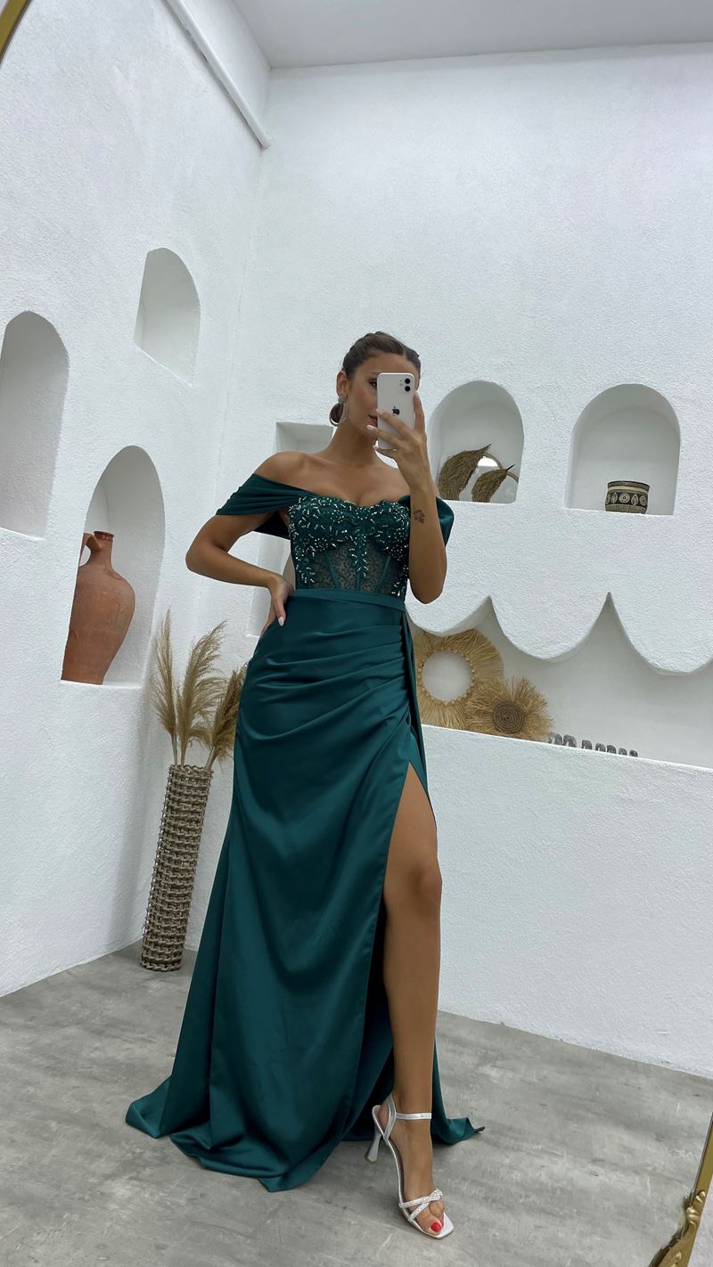 Robe de bal longue au sol de luxe, satin sirène, sans manches, décolletée épaules dénudées, avec fente