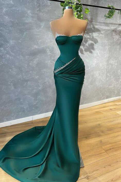 Robe de bal longue au sol sans manches en satin sirène avec volants de luxe