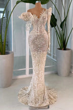 Designer Light Champagne V Neck Long Sleeve Mermaid Wedding Dress With Appliques