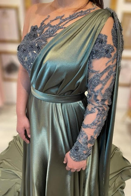 Robes de soirée longues en dentelle à coupe évasée avec fente et manches longues
