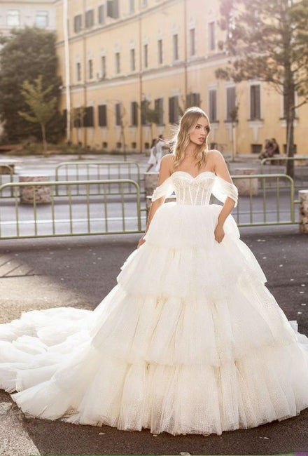 Designer Lange A-Linie Off-Shoulder Brautkleider mit Spitze