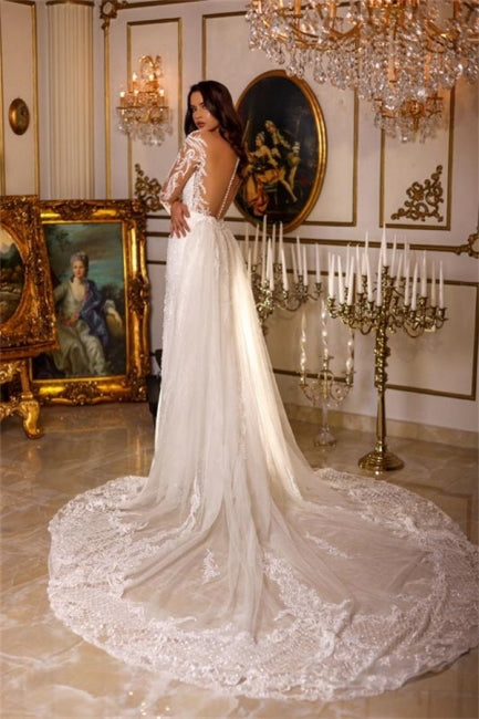 Vestidos de Noiva Compridos em Linha A com Decote em V, Aplicações de Renda e Mangas Compridas