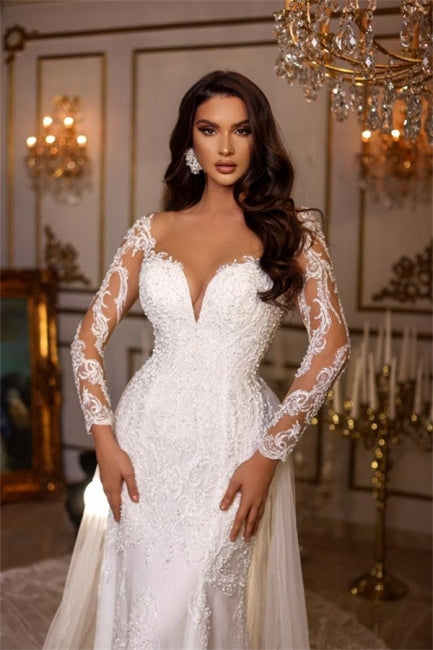 Vestidos de Noiva Compridos em Linha A com Decote em V, Aplicações de Renda e Mangas Compridas