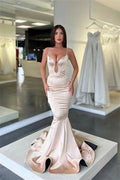 Vestido de Baile Comprido de Cetim com Alças Finas Estilo Sereia e Sem Mangas